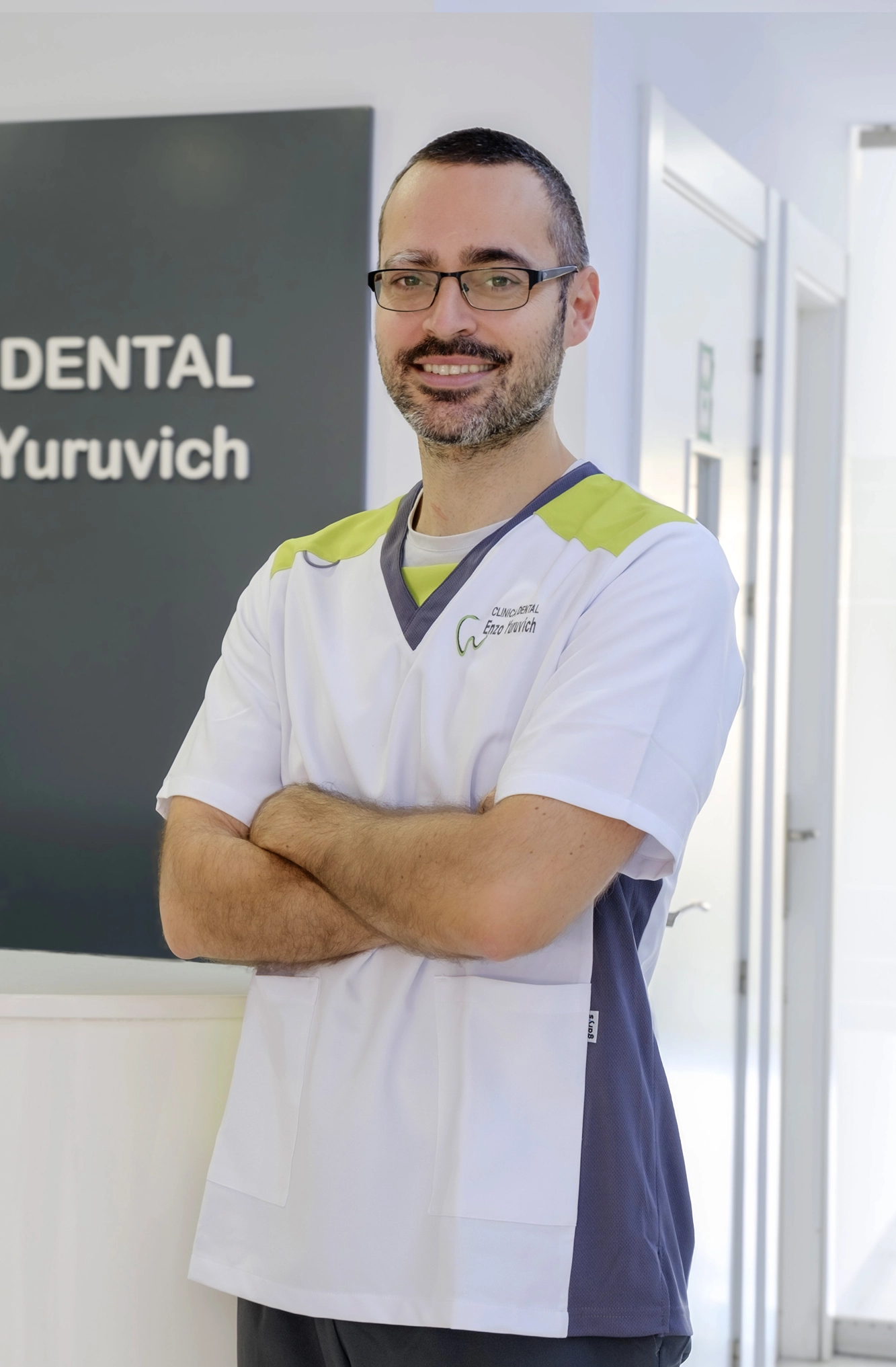 Dr Raul Rivas Clinica dental estepona